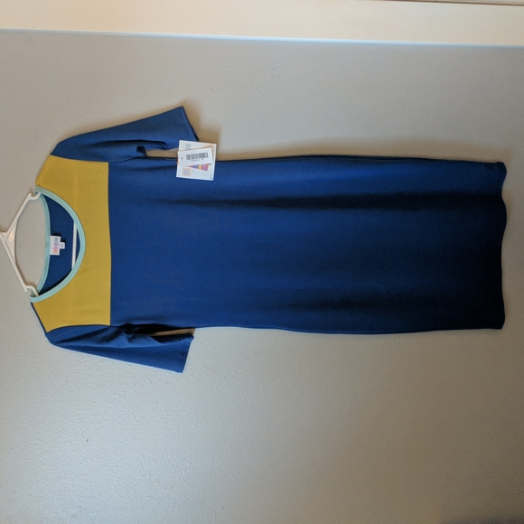 New LuLaRoe Julia XS (2-4) - Picture 1 of 5